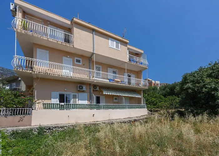 Apartman In With Wifi Podgora (Split-Dalmatia)